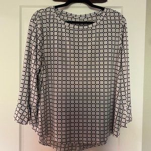 Elle White & Black Bell Sleeve Blouse XL